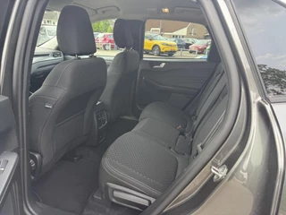 Ford Kuga Ford Kuga 2.5 PHEV Titanium 243pk |  Driver Assistance Pack | Winterpack | Wegklapbare Trekhaak | Reserveband - afbeelding nr 35