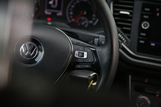 Volkswagen T-Roc Volkswagen T-Roc 1.0 TSI Sport | Pano | - afbeelding nr 9