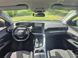 Peugeot 5008 Peugeot 5008 1.2 PureTech Blue Lease Allure 7-Persoons AUTOMAAT | NAVI | CLIMA | PDC | 18
