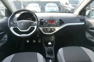 Kia Picanto Kia Picanto 1.0 CVVT World Cup Ed. 69PK 5Deurs Airco Bleutooth Centr. Vergrendeling Elek. Ramen 1ste Eigenaar *Dealer onderhouden* - afbeelding nr 10