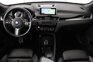 BMW X1 BMW X1 sDrive20i M Sport | Leder | Head-Up |  Stoelverwarming | Camera | Full LED | Sportstoelen | Navigatie | Park Assist | DAB - afbeelding nr 8