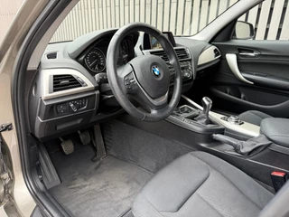 BMW 1 Serie BMW 1-serie 116i Essential - Navigatie - Airco - Cruise - afbeelding nr 4