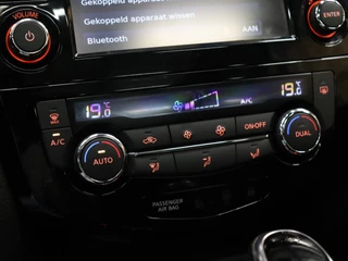 Nissan QASHQAI Nissan QASHQAI 1.2 N-Connecta [PANORAMADAK, CAMERA V+A, KEYLESS ENTRY, CRUISE, CLIMATE, NIEUWSTAAT] - afbeelding nr 17