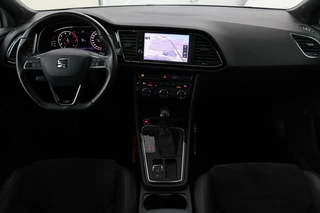 SEAT Leon SEAT Leon 1.5 TSI FR Ultimate Edition Black | Panoramadak |  Stoelverwarming | BEATS Pack | Carplay | Adaptive cruise | Navigatie | Keyless | Full LED - afbeelding nr 8