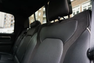 Dodge Ram 1500 Grote NAVI | Apple Carplay | 4x stoel- en stuurverwarming | Stoelventilatie | Bypass klep | 22inch | LED pakket - afbeelding nr 14