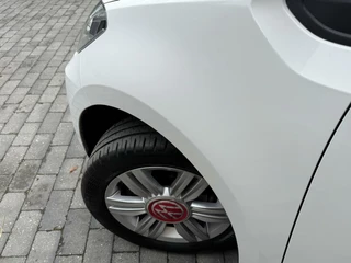 Volkswagen up! Volkswagen Up! 1.0 BMT move up! Airco | Elektrische ramen | DAB radio | LED dagrijverlichting | 15 inch lichtmetalen velgen | NAP - afbeelding nr 37