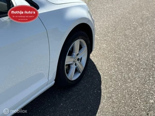 Volkswagen Golf Volkswagen Golf 1.6 TDI Connected Series - afbeelding nr 6