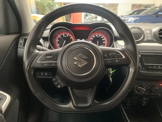 Suzuki Swift Suzuki Swift 1.2 Comfort Smart Hybride [LEASE €289,- | Airco | Lichtmetaal | - afbeelding nr 19