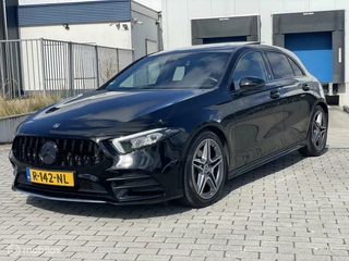 Mercedes-Benz A-Klasse Mercedes A-klasse 180 AUT AMG Pano Night Carplay Ambient - afbeelding nr 32