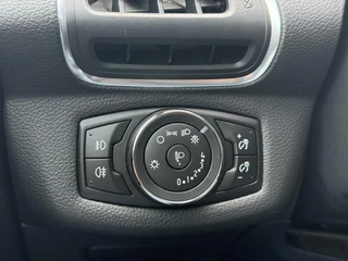 Ford B-MAX Ford B-Max 1.0 EcoBoost Titanium 2e Eigenaar,Camera,Trekhaak,125pk,Navi,Lm velgen,Clima,Cruise,Pdc V+A,Dealer Onderhouden,Apk tot 04-2026 - afbeelding nr 25