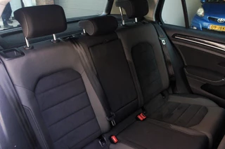 Volkswagen Golf Volkswagen Golf 1.4 TSI Highl Busi R-line | ACC | Camera | Stoel VW | Carplay - afbeelding nr 21