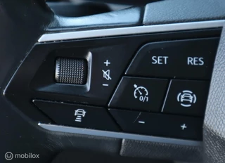 SEAT Leon Seat Leon TSI 110 PK H6 (NIEUWE MODEL) Navi Digi Cockpit Camera Stoel+Stuurverwarming LeerAlcantara Parkassist Led - afbeelding nr 40