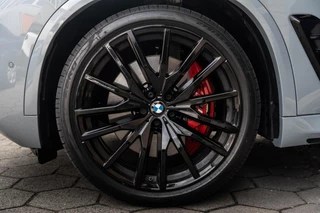 BMW X5 BMW X5 xDrive50e Hybrid M-Sport | Pano Skylounge | HUD | 360 | Brooklyn Grau - afbeelding nr 20