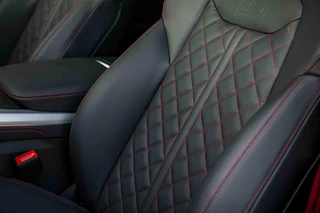Audi Q8 Audi Q8 60 TFSI e Competition | Nieuw | Facelift | Laser | 4w besturing | Pano | B&O | Massage | Trekhaak | 23 inch | - afbeelding nr 32