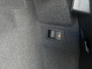 Škoda Karoq | Elek. Trekhaak | LED | Navi | Carplay | Camera - afbeelding nr 61