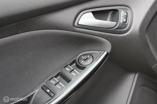 Ford Focus Ford Focus Wagon 1.0 Titanium|125Pk|Navi|Trekhaak|Boekje|Nap - afbeelding nr 31