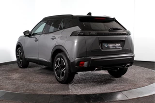 Peugeot 2008 Peugeot 2008 1.2 PureTech 130 PK GT - Automaat | Dig. Cockpit | Adapt. Cruise | Elek. stoel | Stoelverw. | PDC | Camera | NAV+App. Connect | Auto. Airco | LM 17