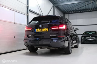 BMW X1 BMW X1 xDrive25e eDrive M Edition 220 pk | Camera | NL auto NAP | DAB | Ambiance | 19 inch | Leder | Sportline | - afbeelding nr 31