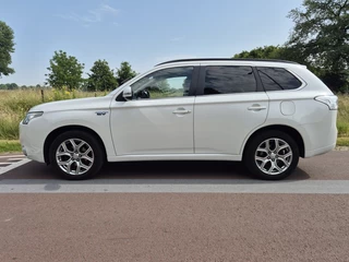 Mitsubishi Outlander Mitsubishi Outlander 2.0 PHEV Instyle - afbeelding nr 4