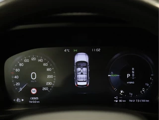 Volvo XC40 [CRUISE CONTROL, APPLE CARPLAY, TREKHAAK, DIGITAL DASH, ELEKTRISCHE ACHTERKLEP, VOL LEDER, SENSOREN ACHTER, NAVIGATIE, NIEUWSTAAT] - afbeelding nr 10