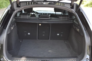 Land Rover Range Rover Velar Land Rover Range Rover Velar 2.0 P250 Turbo AWD R-Dynamic Drive Pro Pack | Keyless | Digitale tellers | Pano.dak | Carplay | Adapt.CC | Camera | Meridian | Elekt.stoelen - afbeelding nr 13