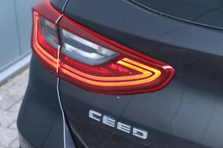 Kia Ceed Kia CEED 1.6 T-GDi GT | 200PK - PANO - UNIEK VOL! - afbeelding nr 29
