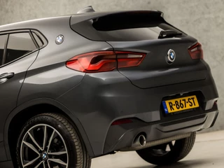 BMW X2 Automaat (NAVIGATIE, M PAKKET, CLIMATE, STOELVERWARMING, LEDEREN SPORTSTOELEN, CAMERA, GETINT GLAS, SFEERVERLICHTING, NIEUWSTAAT) - afbeelding nr 13