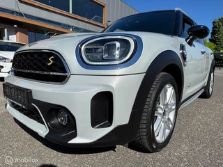 MINI Countryman Countryman 2.0  PHEV  Automaat 224 pk All4 Cooper SE  Business Edition Navigatie ,  Camera Achter , Parkeerhulp , Velgen , lederen bekelding met verwarming , Lage km stand 6.045 km ! - afbeelding nr 12