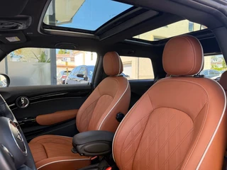 MINI Cooper MINI Cooper 1.5 JCW Steptronic-Aut. ** LED, NAVI+, BRUIN LEDER, PANORAMA, KEYLESS, VERW. STUUR ** UNFALFREI - Ex BMW ** ** INFORMEER OOK NAAR ONZE AANTREKKELIJKE FINANCIAL-LEASE TARIEVEN ** - afbeelding nr 5