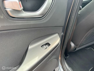 Hyundai Kona Hyundai Kona 1.6 GDI HEV Comfort Smart| Camera | Climate | PDC - afbeelding nr 10