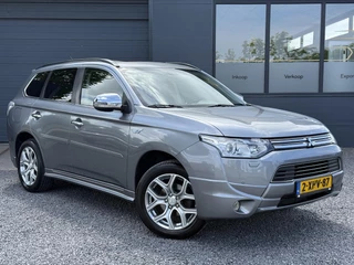 Mitsubishi Outlander Mitsubishi Outlander 2.0 PHEV Instyle 2e Eigenaar,Navi,Schuifdak,Camera,Stoelverwarming,Leder,Clima,Cruise,Pdc V+A,Nieuwe Apk bij Aflevering - afbeelding nr 4