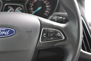 Ford Focus Ford Focus Wagon 1.0 EcoBoost Titanium | Navigatie | Climate Control | Cruise Control | Lichtmetalen Velgen | Voorruitverwarming - afbeelding nr 14