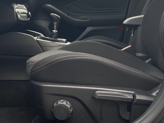 Ford Focus Ford Focus Wagon 1.0 EcoBoost Hybrid Titanium 125pk | SYNC 4 Navigatie | Full LED | Draadloos Apple Carplay/Android auto | 16 inch Lichtmetaal - afbeelding nr 25