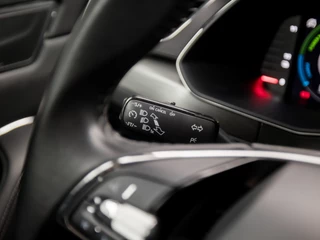 Škoda Superb 218Pk Automaat (APPLE CARPLAY, GROOT NAVI, VIRTUAL COCKPIT, MEMORY SEATS, STOELVERWARMING, CAMERA, GETINT GLAS, LED KOPLAMPEN, TREKHAAK, NIEUWSTAAT) - afbeelding nr 23