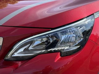 Peugeot 3008 Peugeot 3008 1.2 PureTech Allure 1e Eigenaar,Navi,Pano,Camera,131pk,Cruise,Clima,Trekhaak,Half Leder,Vol Opties,Dealer Onderhouden,Pdc V+A,APK tot 08-2026 - afbeelding nr 34