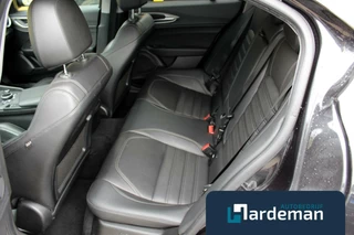 Alfa Romeo Giulia Alfa Romeo Giulia 2.0 T Q4 AWD Veloce carplay leder - afbeelding nr 8