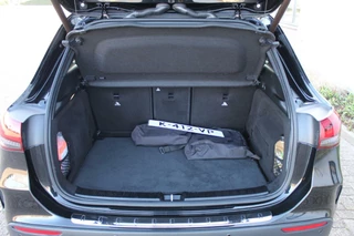 Mercedes-Benz GLA Mercedes GLA-klasse 250 e AMG/Pano/Night/Sfeer/Camera/Trekh - afbeelding nr 22