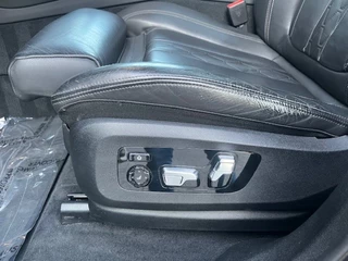 BMW X6 BMW X6 XDRIVE40I M-SPORT - PANO - 22 INCH - ORG. NL. - afbeelding nr 19