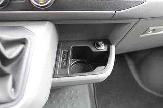 Volkswagen Transporter Volkswagen Transporter 2.0 TDI L2 H1 DC 150pk Caravelle Black Edition - afbeelding nr 32