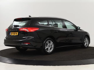 Ford Focus Ford Focus 1.0 EcoBoost Trend Edition Business | Carplay |  Navigatie | Cruise control | Parkeerhulp | Airco | Bluetooth | Lichtmetalen velgen - afbeelding nr 27