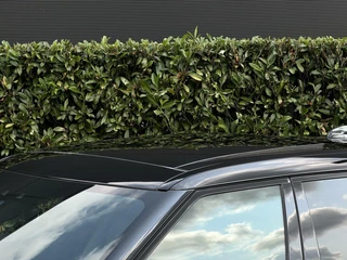 Land Rover Range Rover Velar Land Rover Range Rover Velar 2.0 I4 AWD R-DYNAMIC HSE, NL AUTO, NAP, BTW AUTO, EURO 6, PANO, LEDER, NAVI, MERIDIAN, VIRTUAL, LUCHTVERING, STOELVERWARMING, ELEKTRISCHE STOELEN - afbeelding nr 47