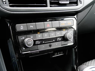 Volkswagen T-Cross Volkswagen T-Cross 1.0 TSI 96PK Go | TREKHAAK | APPLE CARPLAY | - afbeelding nr 10