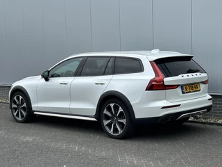 Volvo V60 Volvo V60 Cross Country 2.0 B5 AWD  Pro - afbeelding nr 17