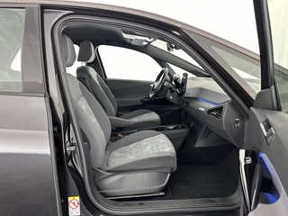 Volkswagen ID.3 (INCL-BTW) *ADAPTIVE-CRUISE | FULL-LED | NAVI-FULLMAP | DIGI-COCKPIT | HEATED-COMFORT-SEATS | DAB+ | AMBIENT-LIGHT | MICROFIBRE | ECC | IQ-DRIVE | PDC | 18''ALU * - afbeelding nr 11