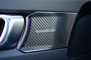 Volvo XC40 Rijklaarprijs-Garantie Leder Interieur Panorama dak Led Camera - afbeelding nr 31