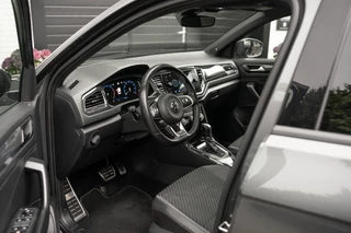 Volkswagen T-Roc Volkswagen T-ROC 1.5 TSI Sport Bus R / Pano / Cam / Trekhaak - afbeelding nr 12
