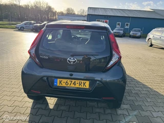 Toyota Aygo Toyota Aygo 1.0 VVT-i x-clusiv - afbeelding nr 9