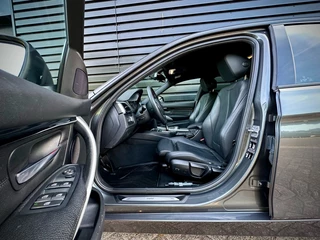 BMW 3 Serie BMW 3 Serie 320i AUT|SPORTLEER|CAMERA|CARPLAY|HiFi - afbeelding nr 45