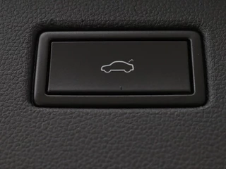 Volkswagen Tiguan Volkswagen Tiguan 1.5 TSI R-Line | DSG | 360 camera | Active Info |  Keyless | Adaptive cruise | Trekhaak | Full LED | Park Assist | Carplay | Navigatie - afbeelding nr 10