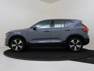 Volvo XC40 Volvo XC40 T4 Plus Bright | Harman Kardon | Trekhaak | 360° Camera - afbeelding nr 2